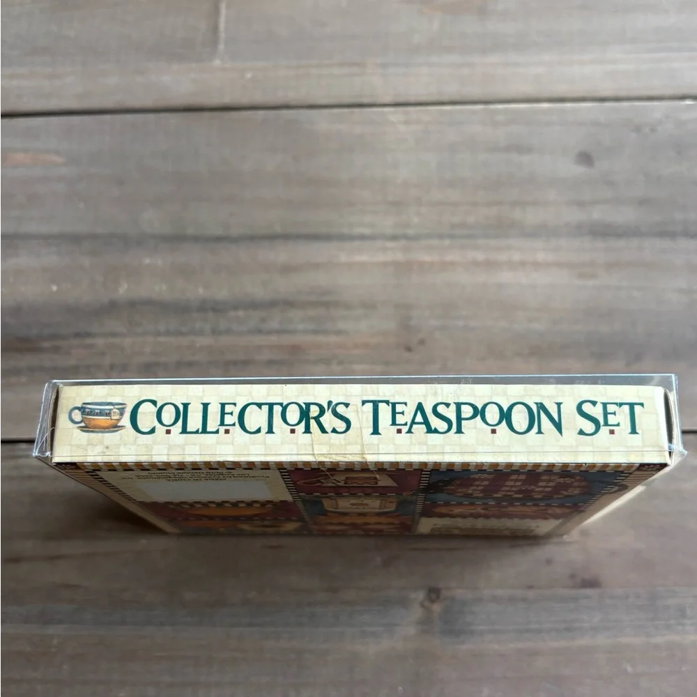 Debbie Mumm Collector’s Teaspoons Set of 4 In Original Box Never Used 1998 VTG